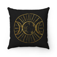 Load image into Gallery viewer, Decorative Pillows for bed or couch design by BRUJA