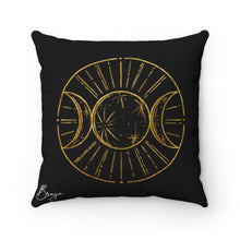 Load image into Gallery viewer, Decorative Pillows for bed or couch design by BRUJA
